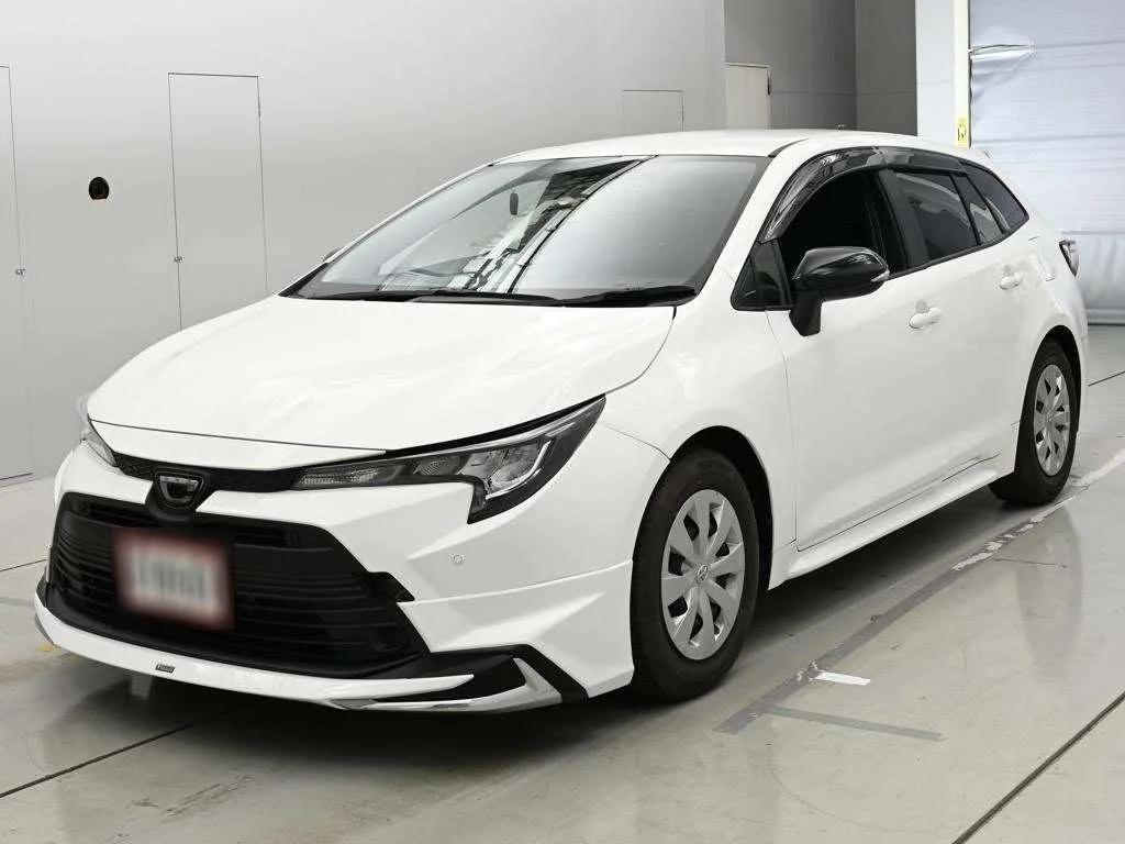 Toyota Corolla Touring Sports  с аукциона в Японии