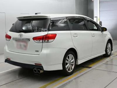 TOYOTA WISH, 2010 — лот японского аукциона