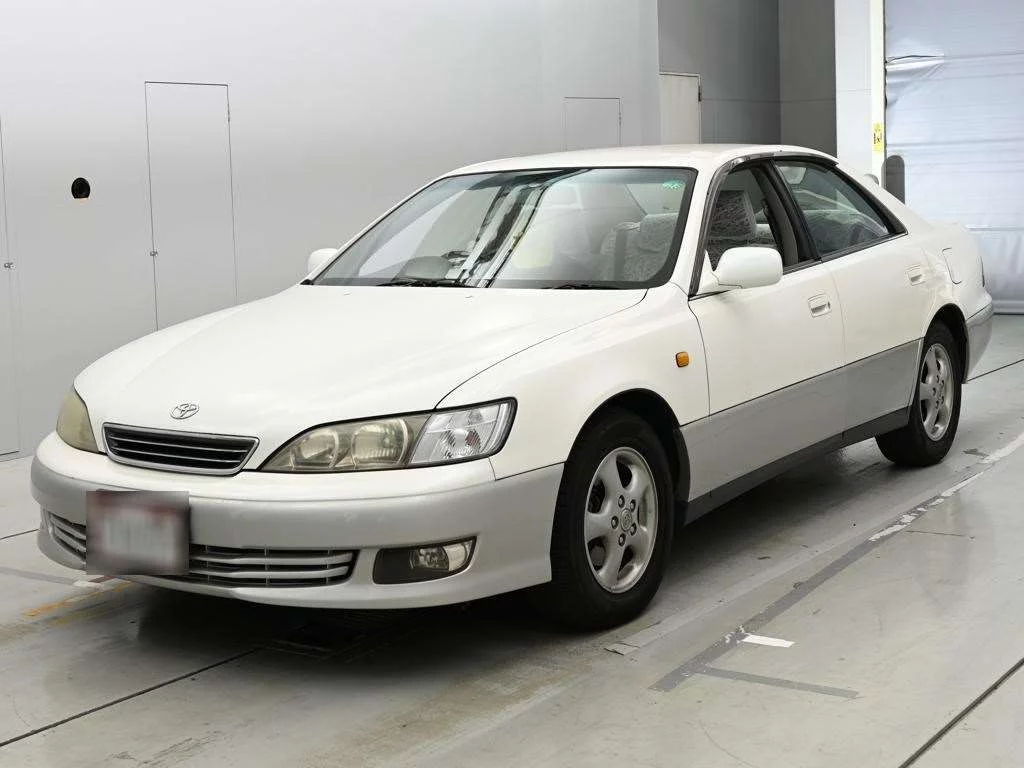 Toyota Windom  с аукциона в Японии