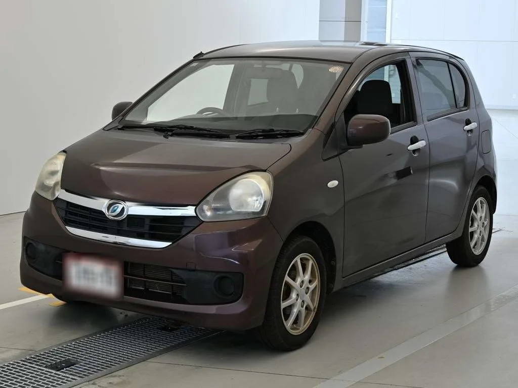 Daihatsu Mira e:S 2013