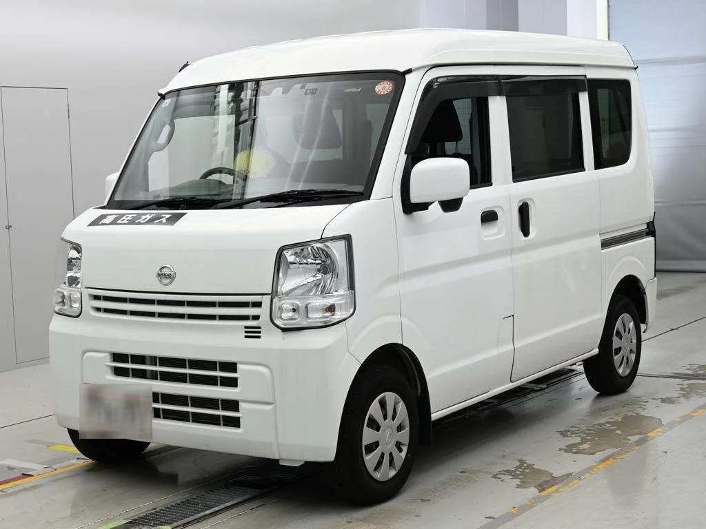 Nissan NV100 Clipper 2022