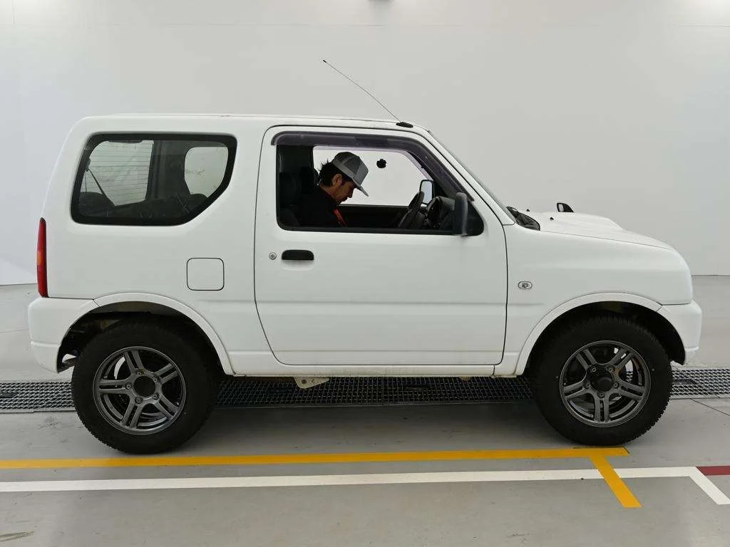 Suzuki Jimny  с аукциона в Японии