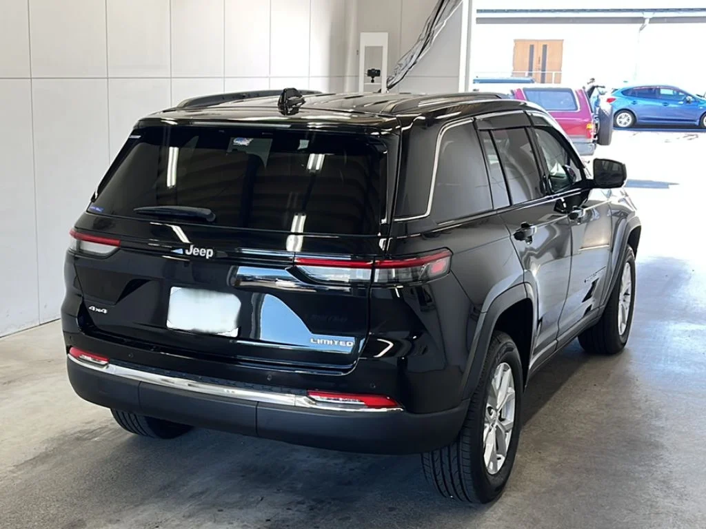 Jeep Grand Cherokee  с аукциона в Японии