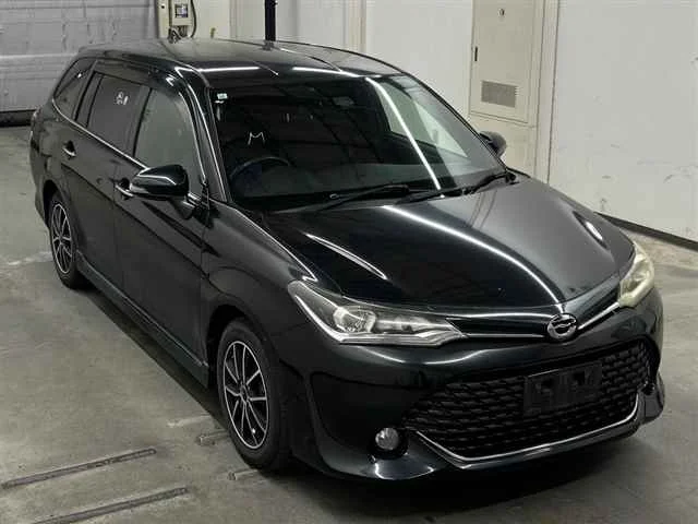 Toyota Corolla Fielder 2015