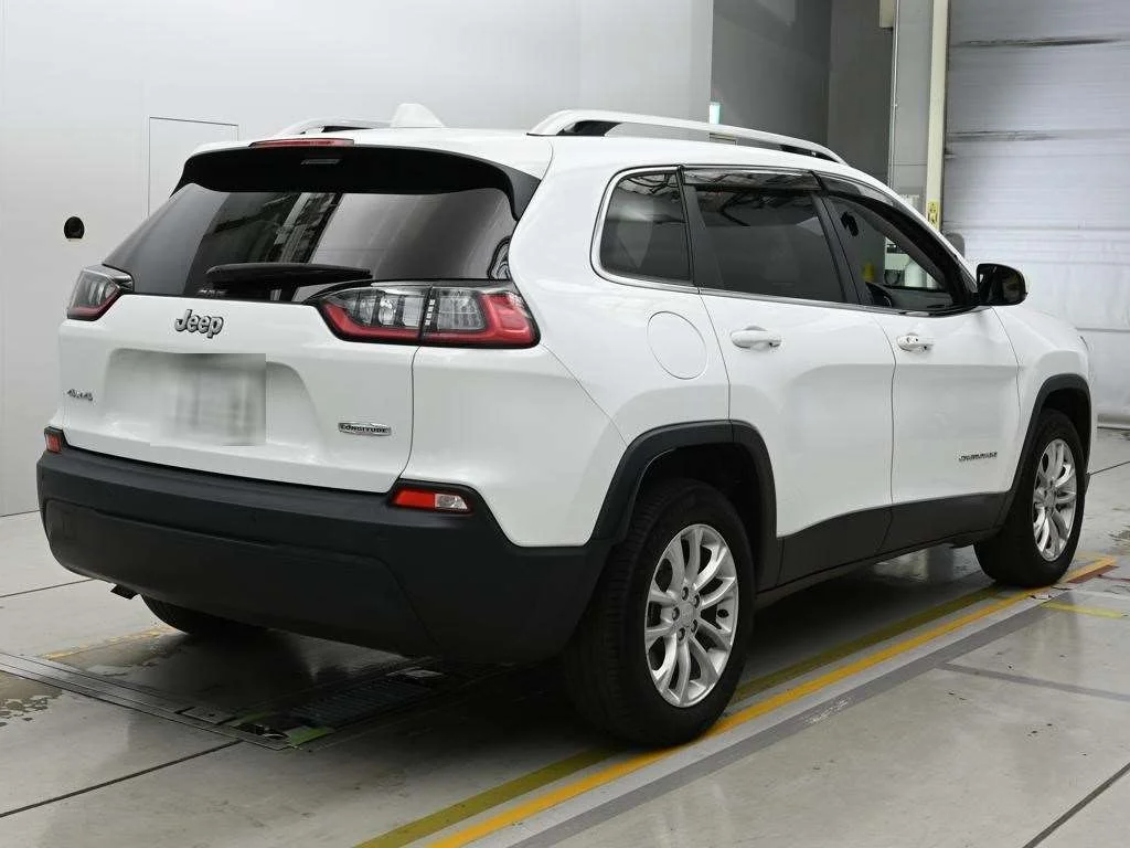 Jeep Cherokee  с аукциона в Японии