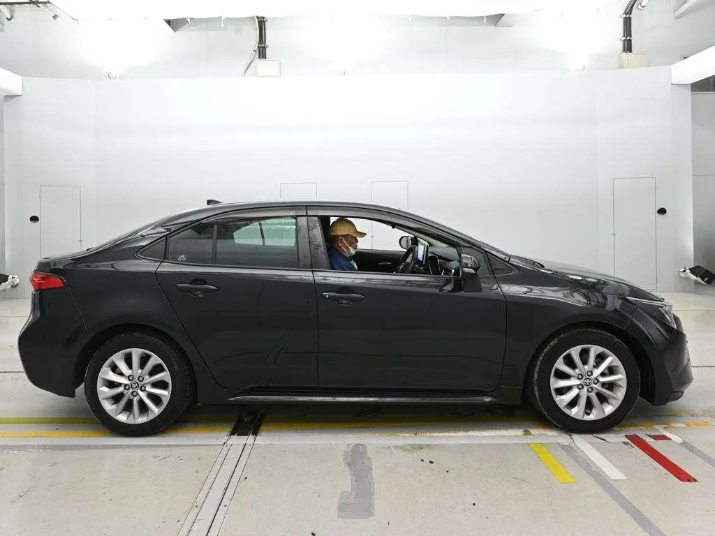 Toyota Corolla  с аукциона в Японии