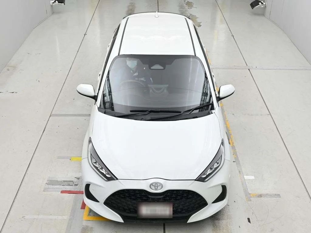 Toyota Yaris  с аукциона в Японии