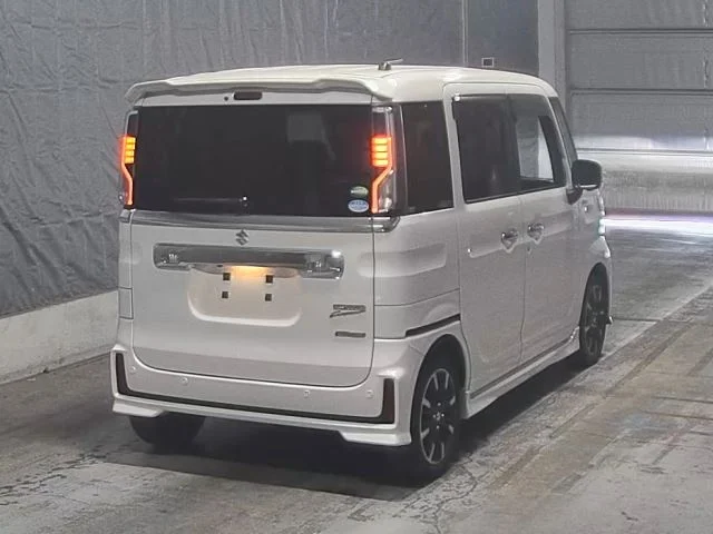 Suzuki Spacia Custom 2021