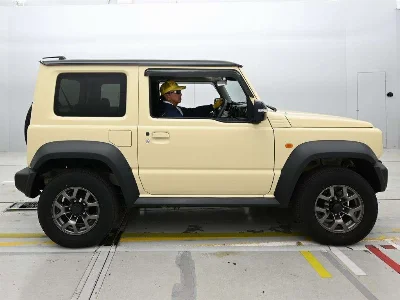 SUZUKI JIMNY SIERRA