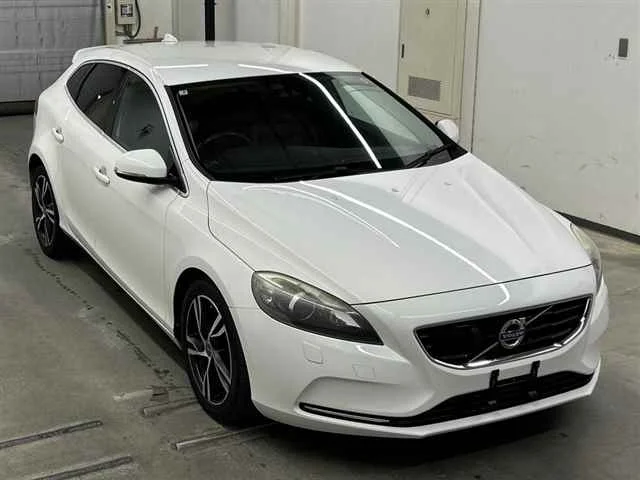 Volvo V40 2013