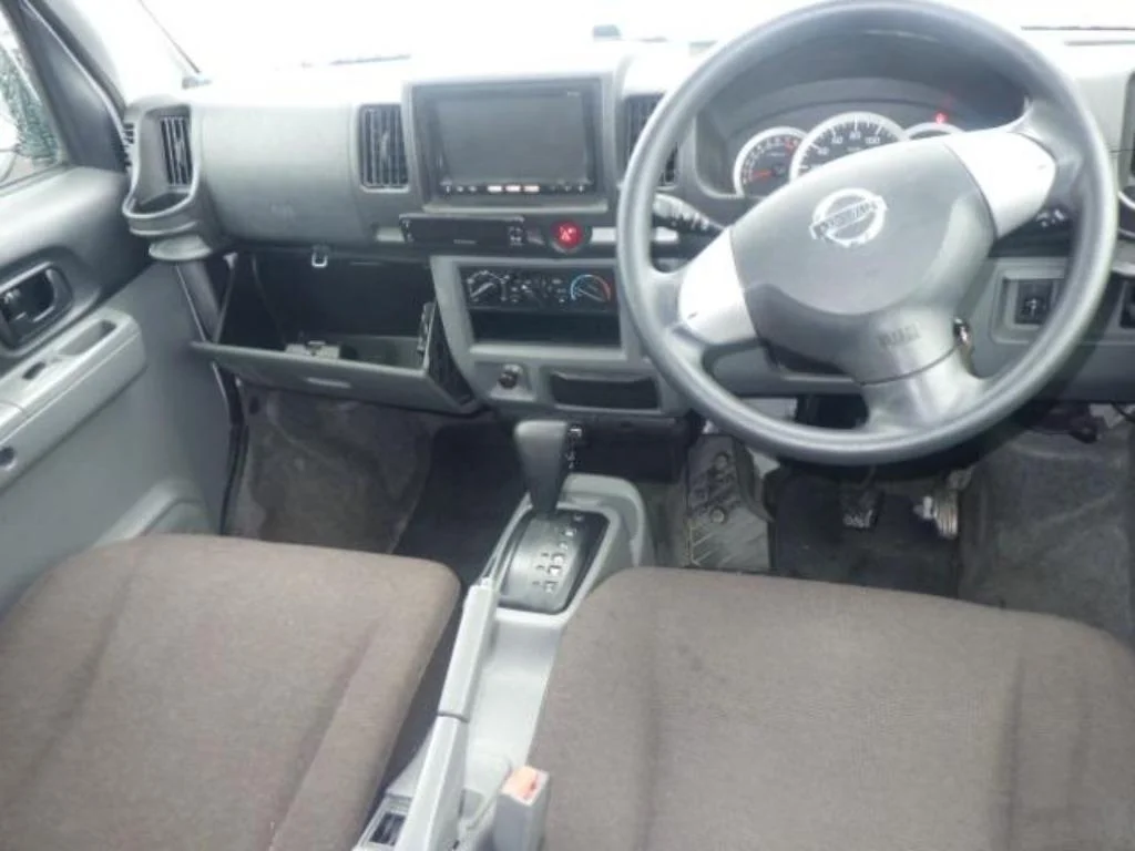Nissan Clipper Rio  с аукциона в Японии
