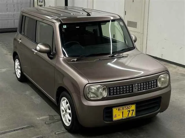 Suzuki Alto Lapin 2012