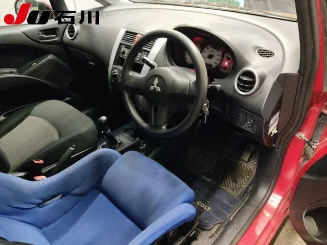 Mitsubishi Colt  с аукциона в Японии