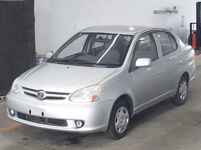 Toyota Platz  с аукциона в Японии