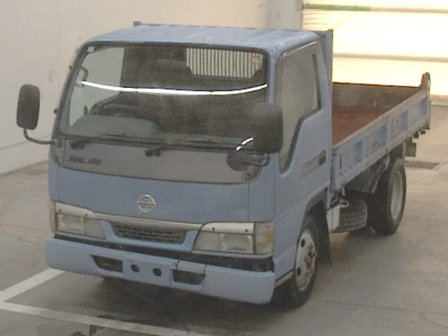 Nissan Atlas  с аукциона в Японии