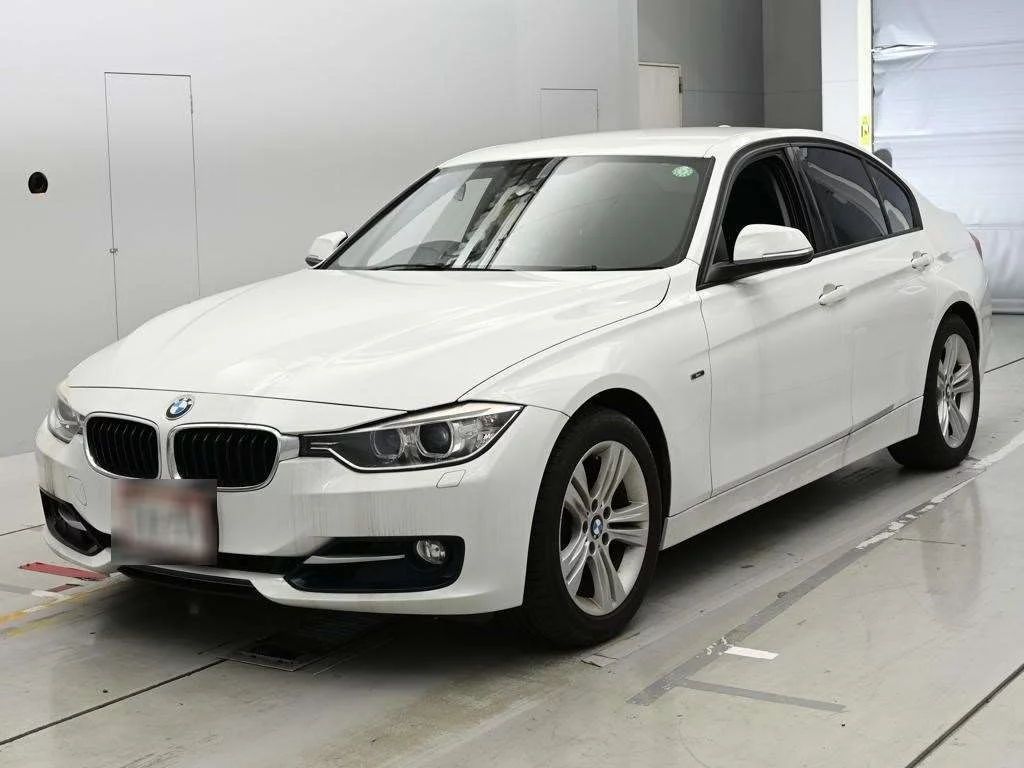 BMW 3-Series 2013
