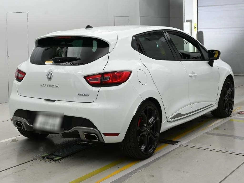 Renault Lutecia  с аукциона в Японии