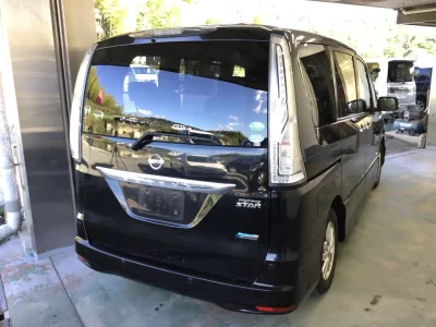 NISSAN SERENA