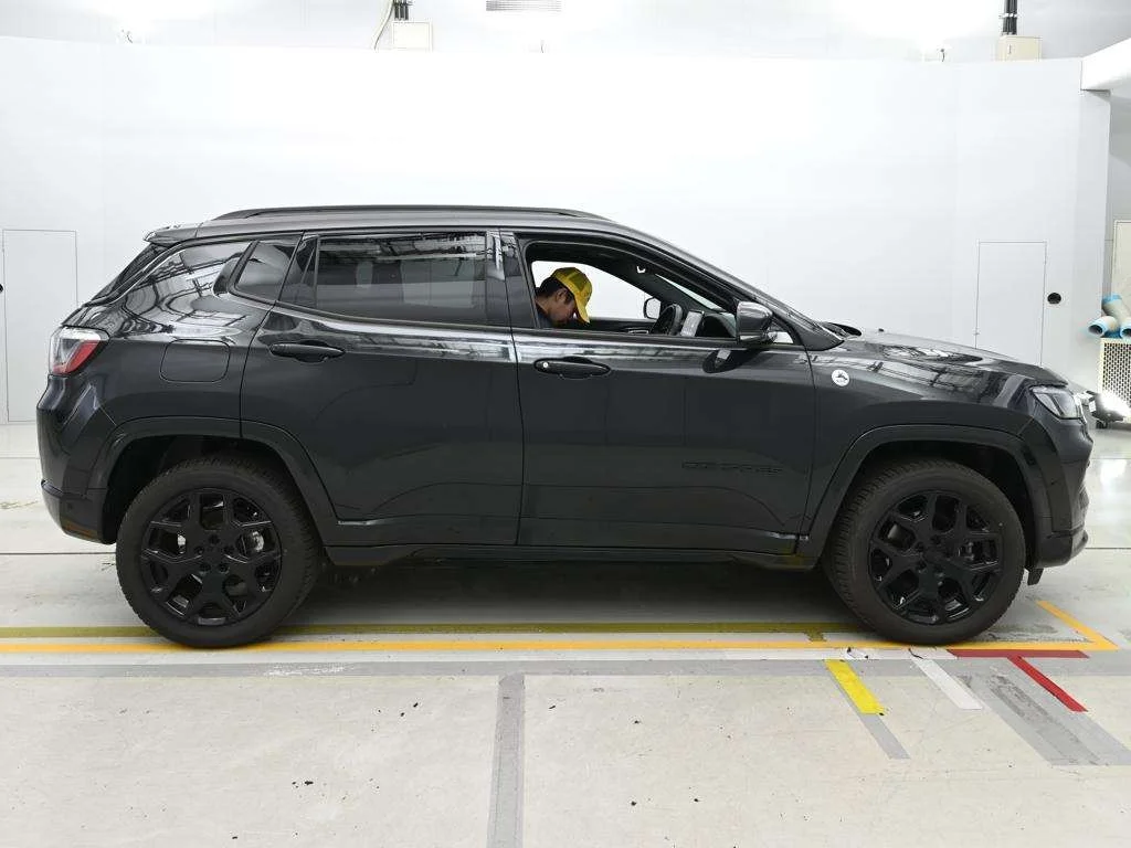 Jeep Compass  с аукциона в Японии