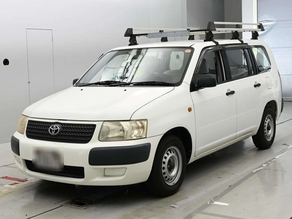 Toyota Succeed 2004