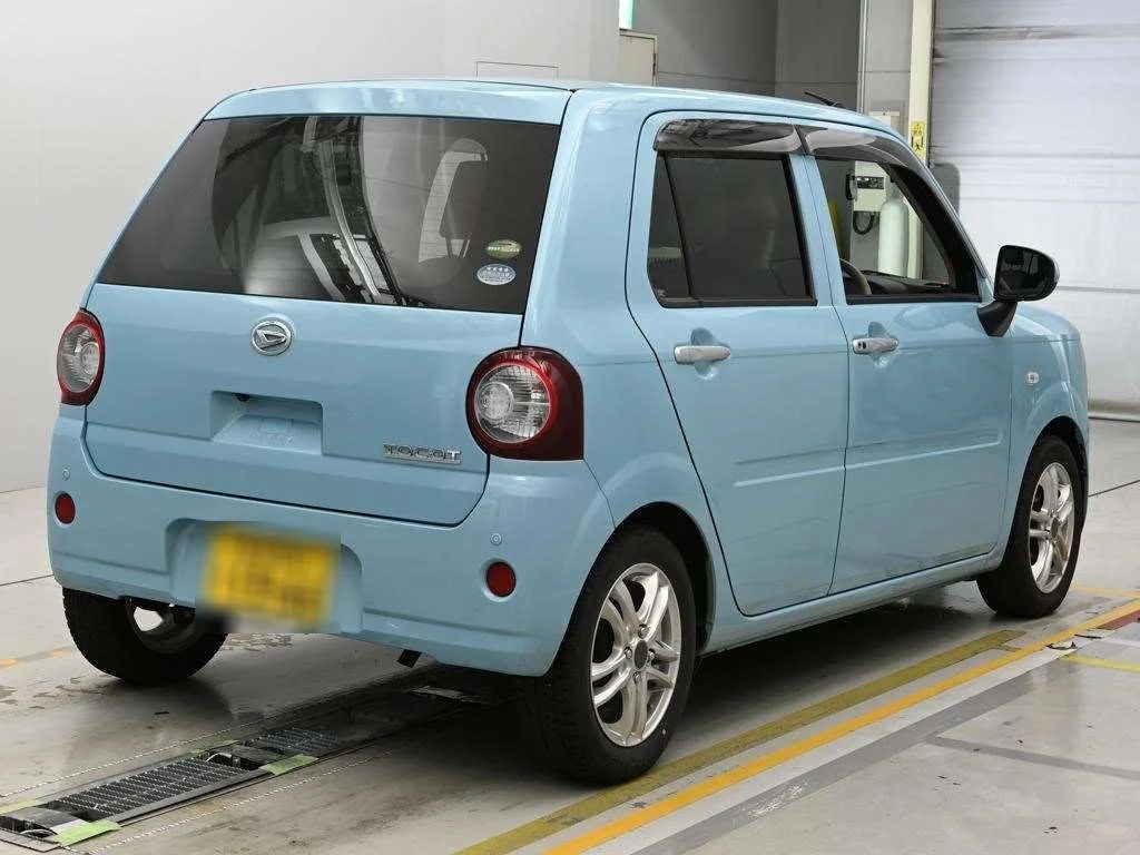 Daihatsu Mira Tocot  с аукциона в Японии