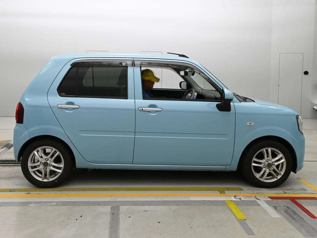 Daihatsu Mira Tocot  с аукциона в Японии