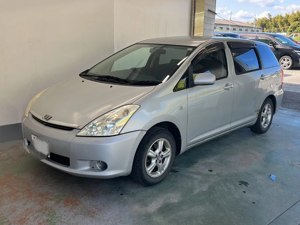 Toyota Wish 2004