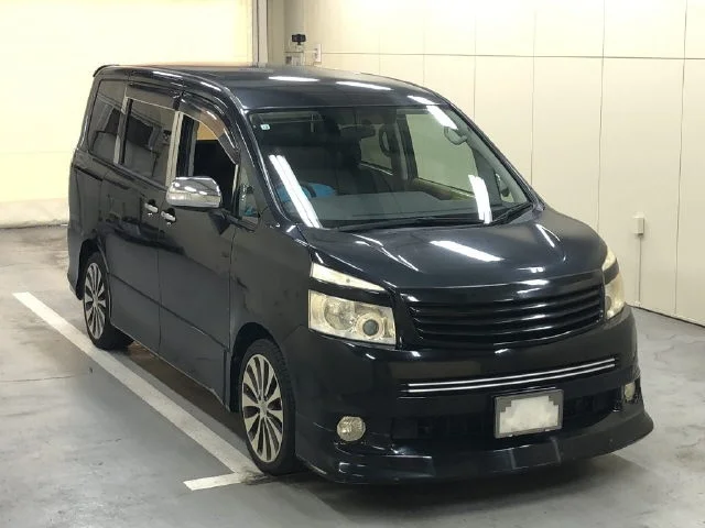 Toyota Voxy 2009