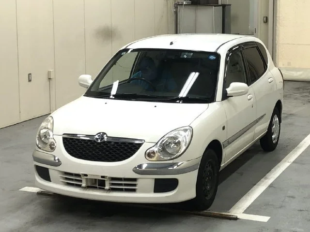 Toyota Duet  с аукциона в Японии