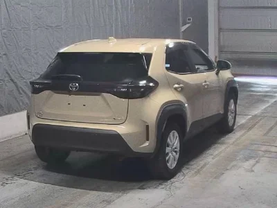 TOYOTA YARIS CROSS