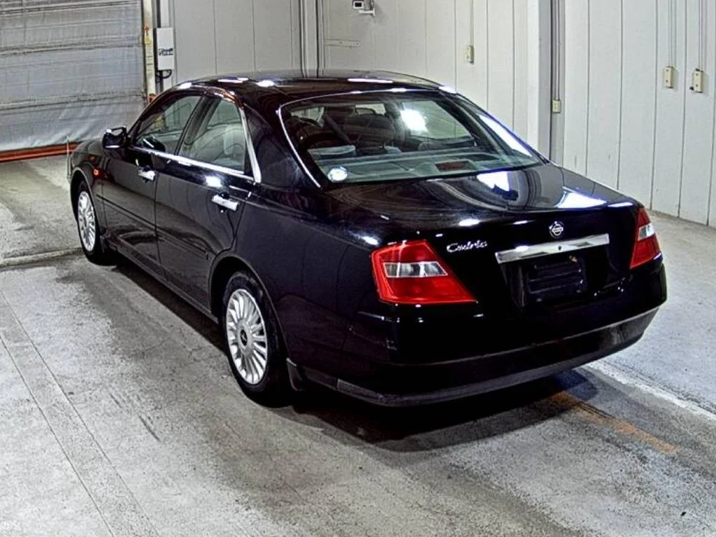 Nissan Cedric  с аукциона в Японии
