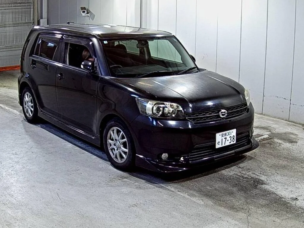 Toyota Corolla Rumion 2012