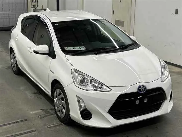 Toyota Aqua 2016