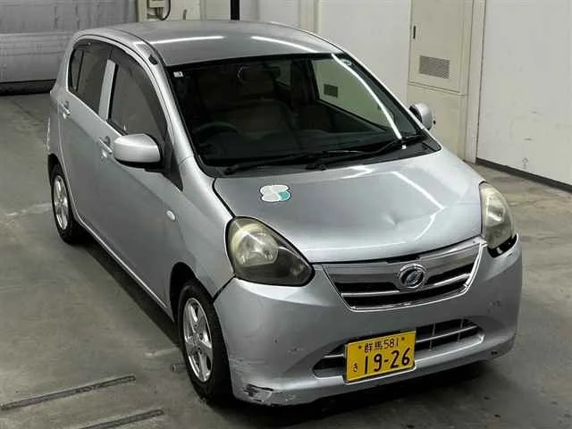 Daihatsu Mira e:S 2013