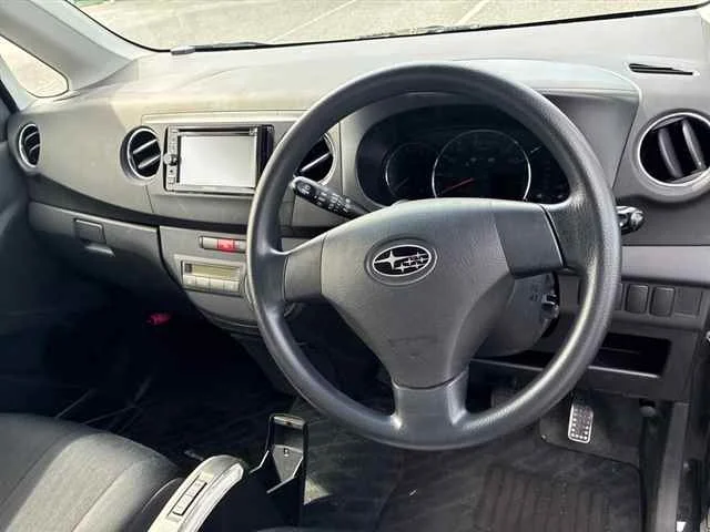 Subaru LUCRA CUSTOM  с аукциона в Японии