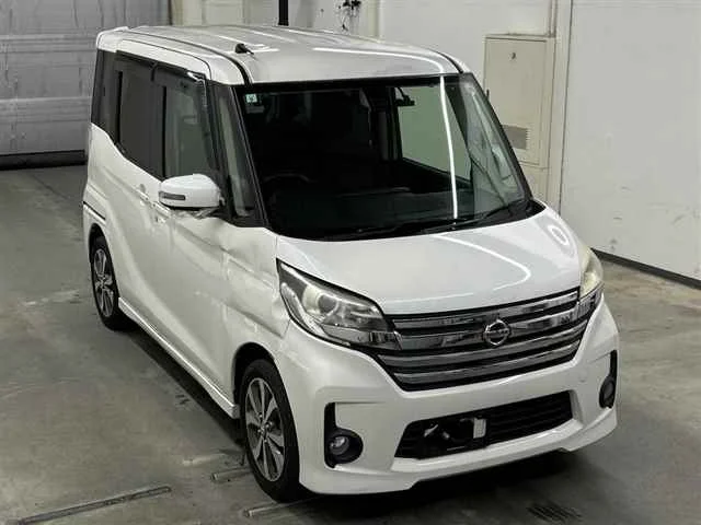 Nissan Dayz Roox 2016