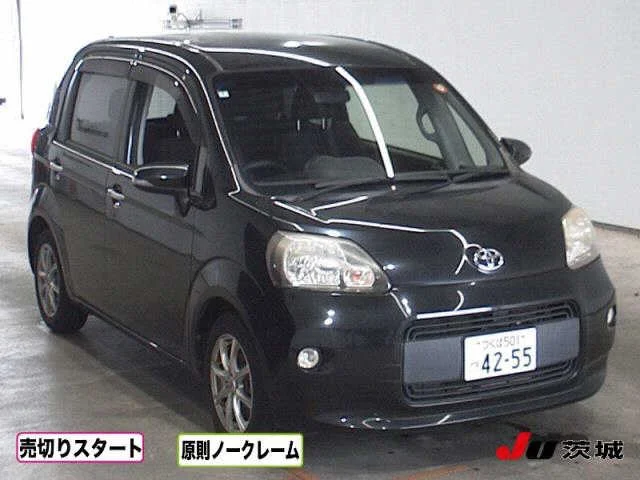 Toyota Porte 2013