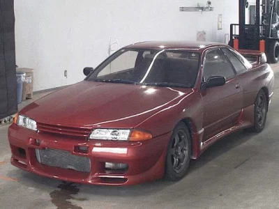 NISSAN SKYLINE