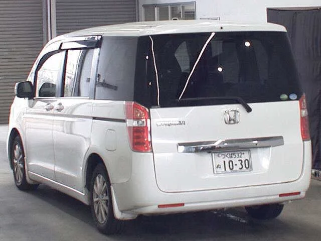 Honda Stepwgn 2012