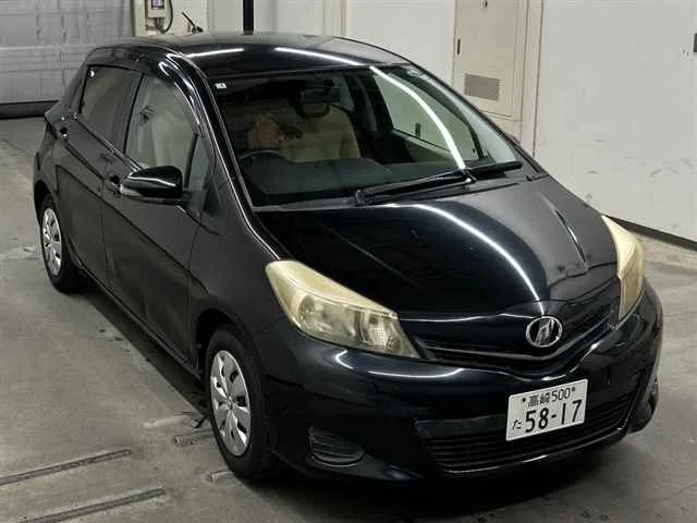 Toyota Vitz 2011
