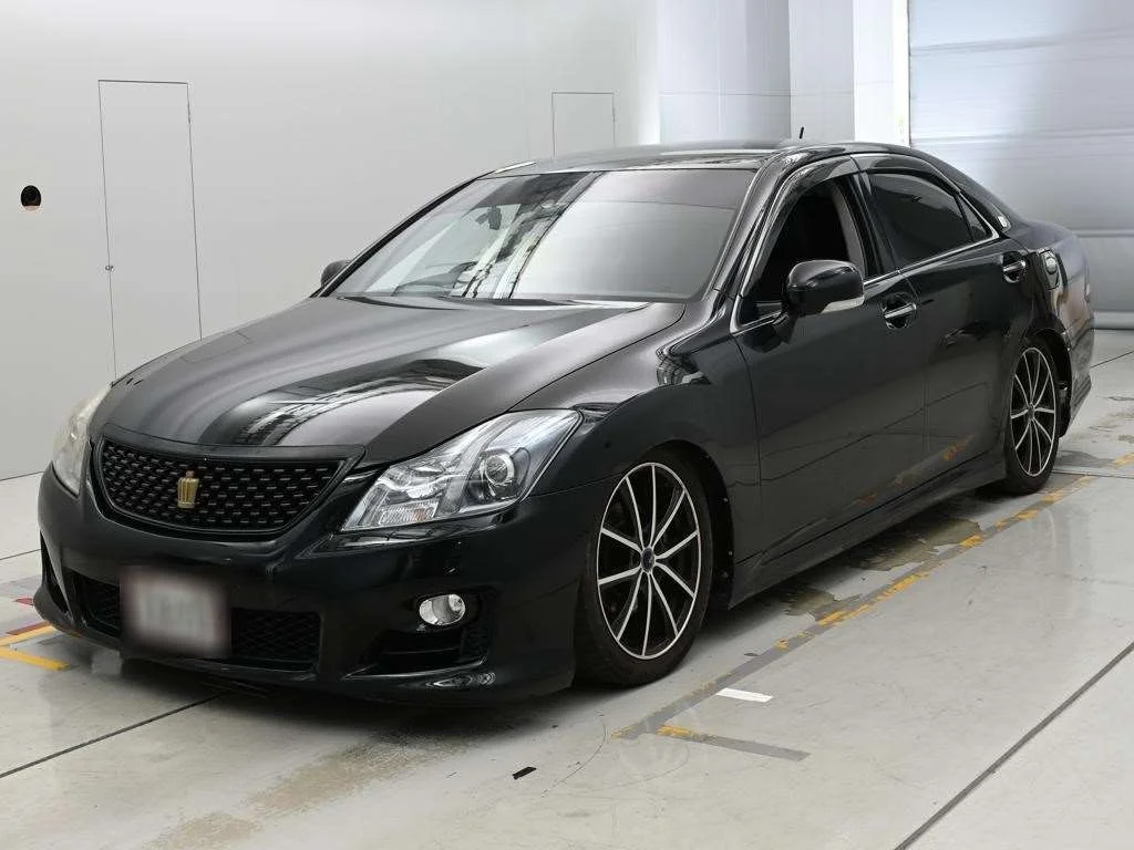 Toyota Crown 2010