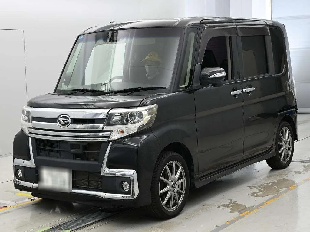 Daihatsu Tanto 2016