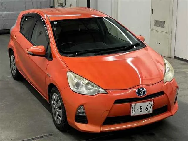 Toyota Aqua 2013
