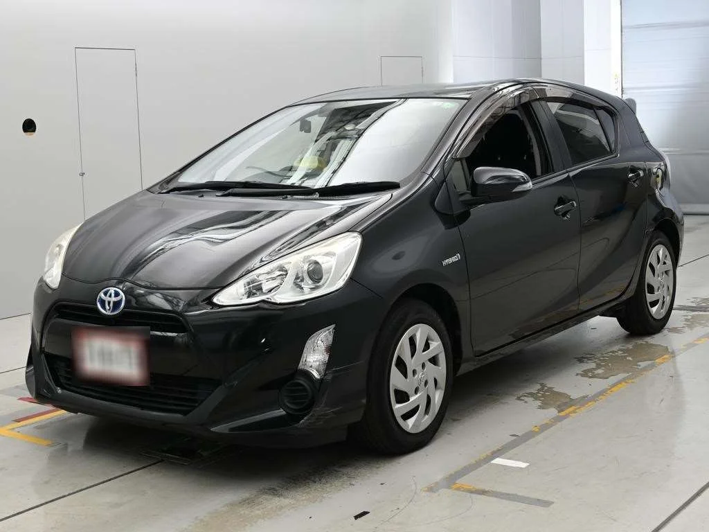 Toyota Aqua 2015
