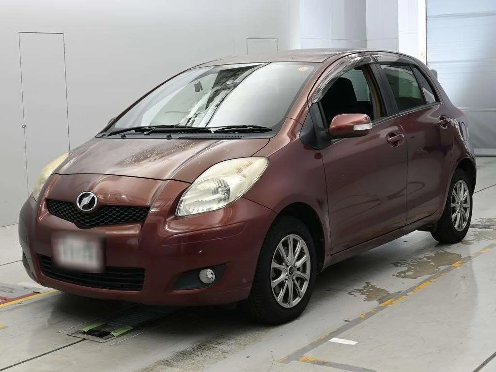 Toyota Vitz 2010