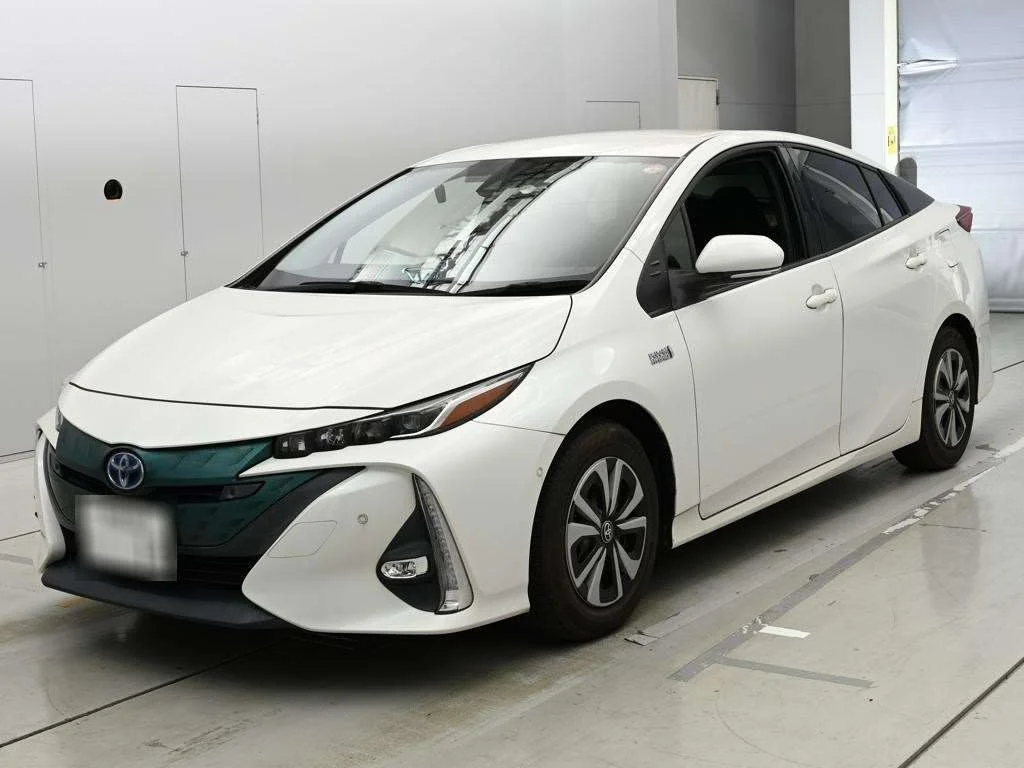 Toyota Prius PHV 2018