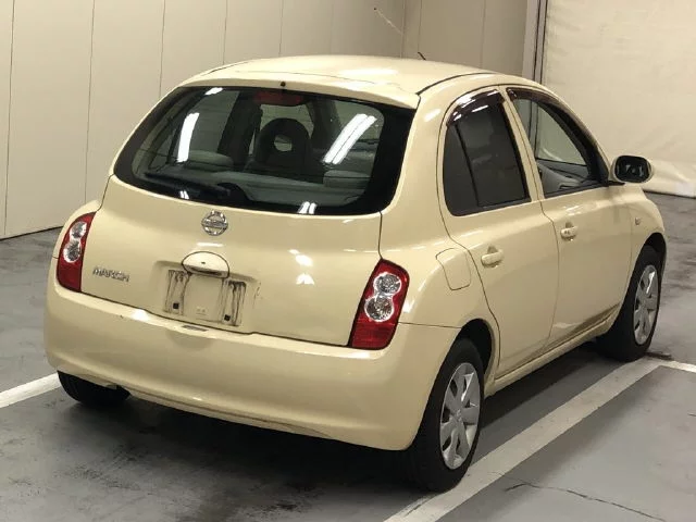 Nissan March 2005