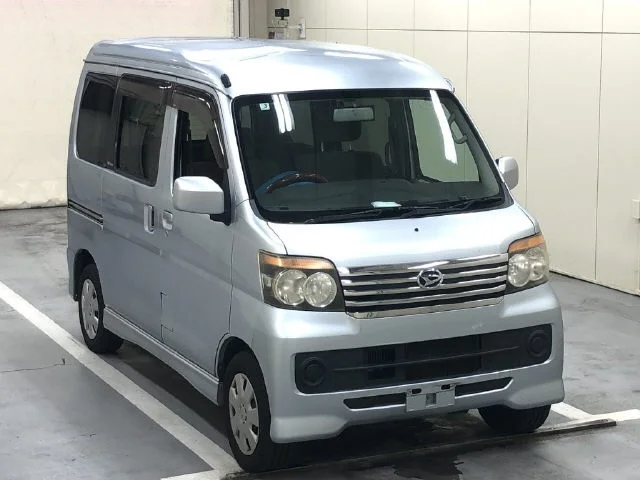 Daihatsu Atrai 2011