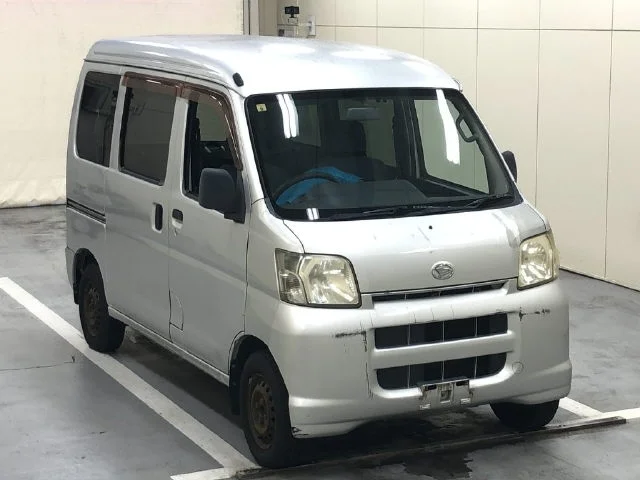 Daihatsu Hijet Cargo  с аукциона в Японии