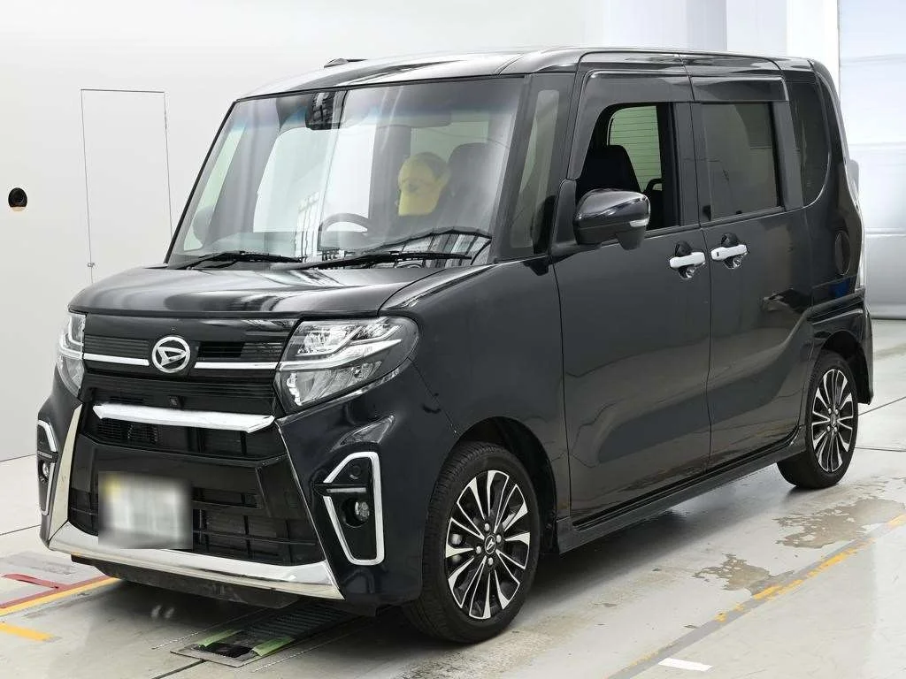 Daihatsu Tanto 2022